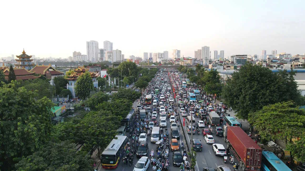 Trục đường Giải Phóng - Lê Duẩn